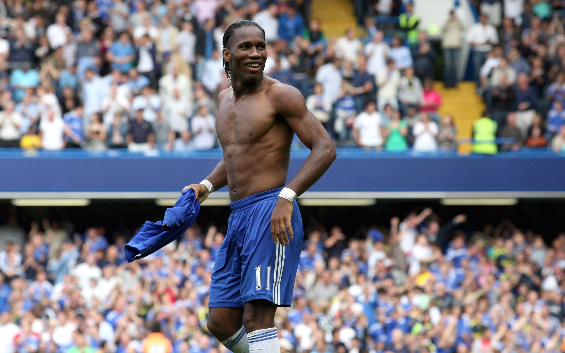 绿茵场与斯诺克台的决胜艺术，从德甲争冠焦点战到广东队绝杀火箭的决胜局哲学