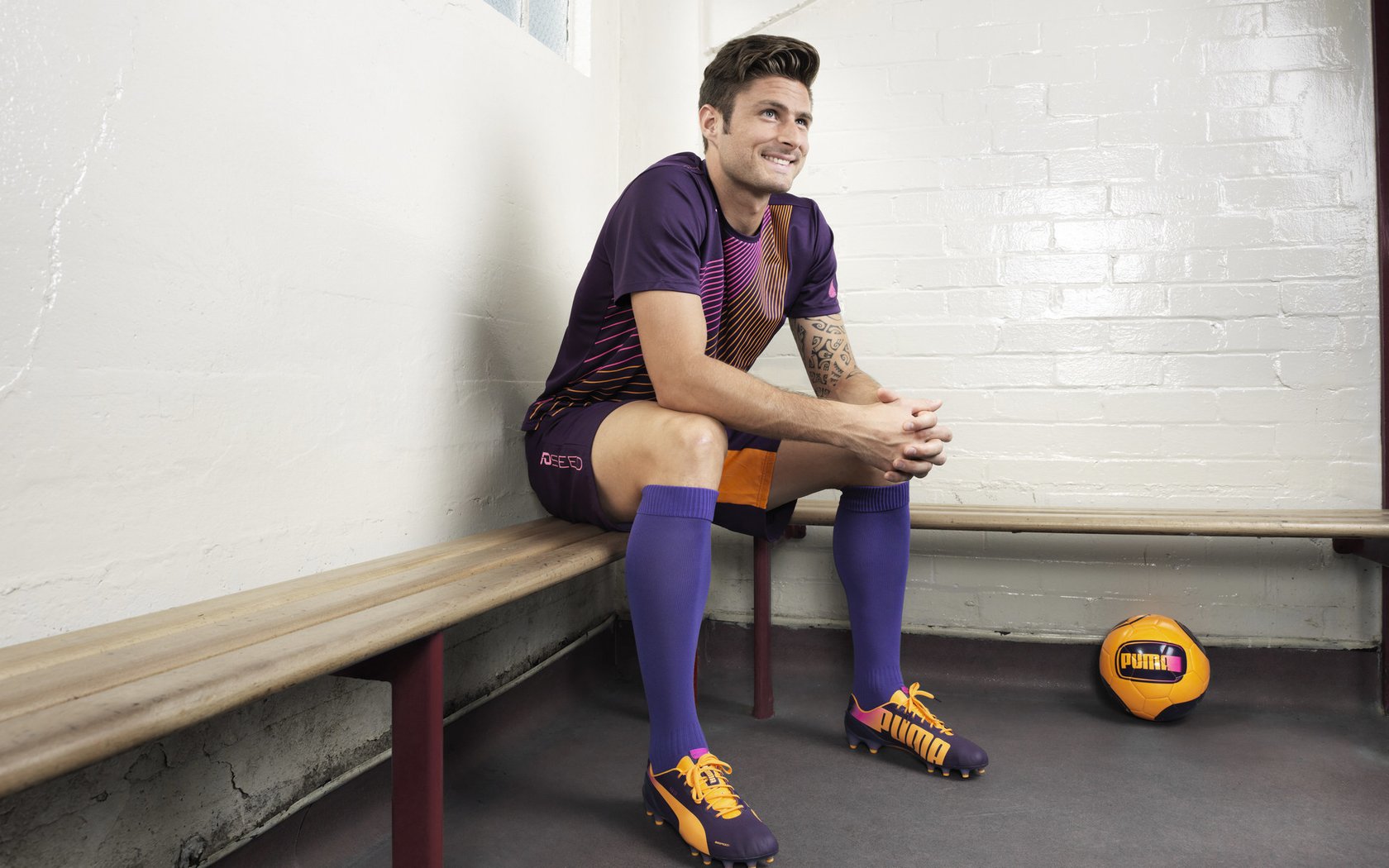 当翻盘成为艺术，比利时逆袭与梅西永恒的纪录之夜